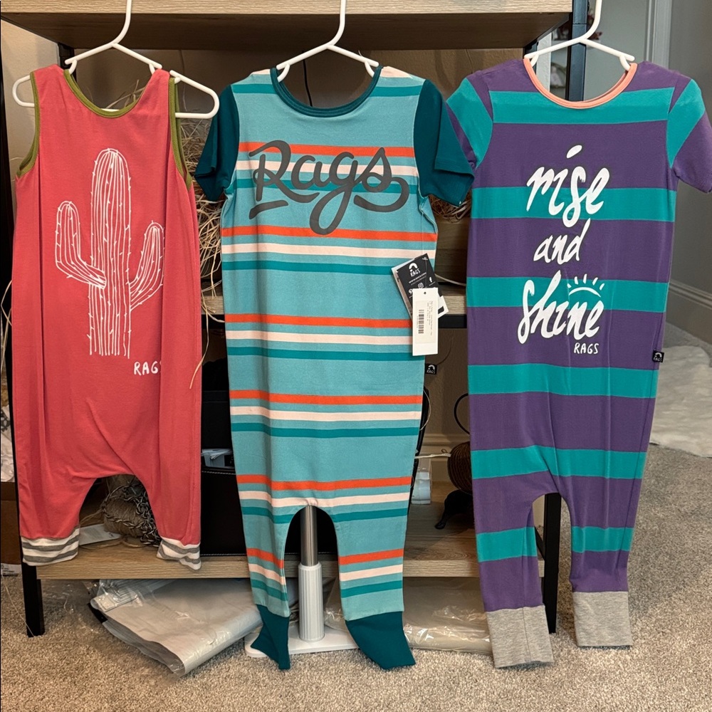 3/4T Rags to Raches Boys Colorful Rompers Set! - Picture 3 of 6